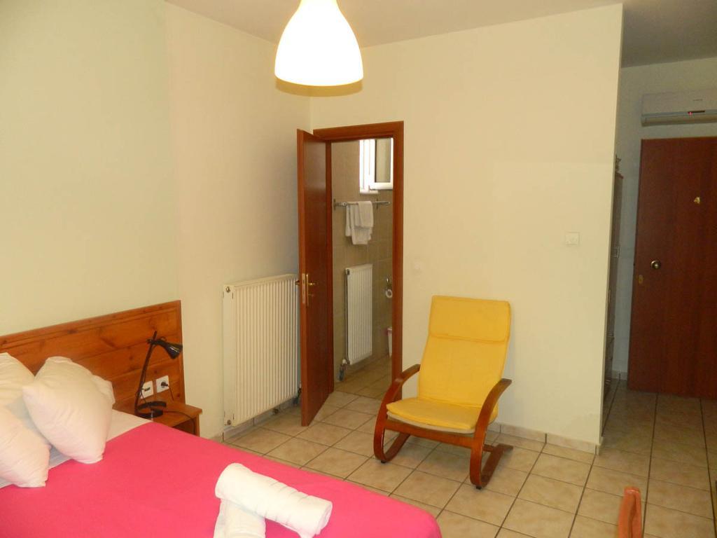 Hotel Peridromos Levádeia Pokój zdjęcie