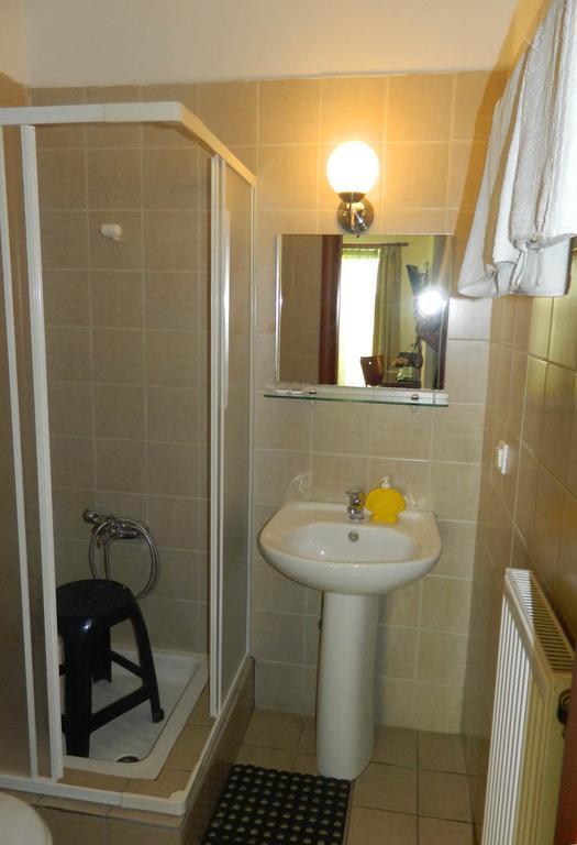 Hotel Peridromos Levádeia Pokój zdjęcie