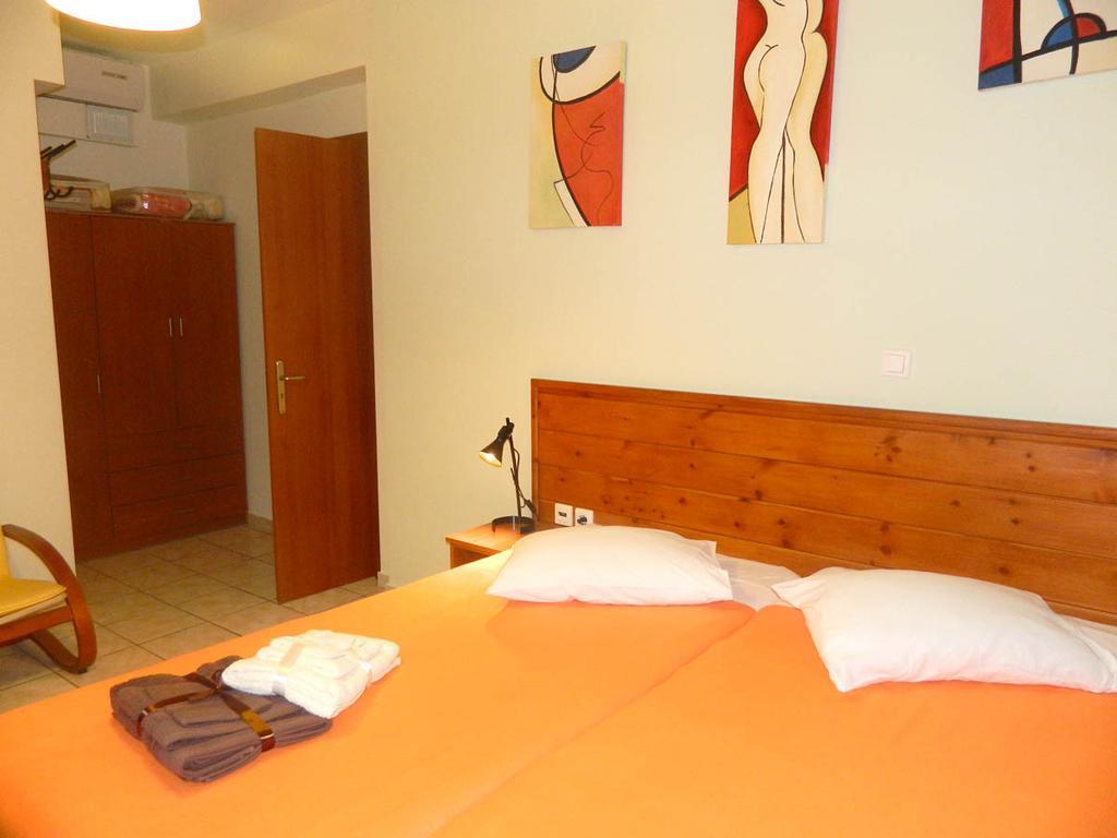 Hotel Peridromos Levádeia Pokój zdjęcie